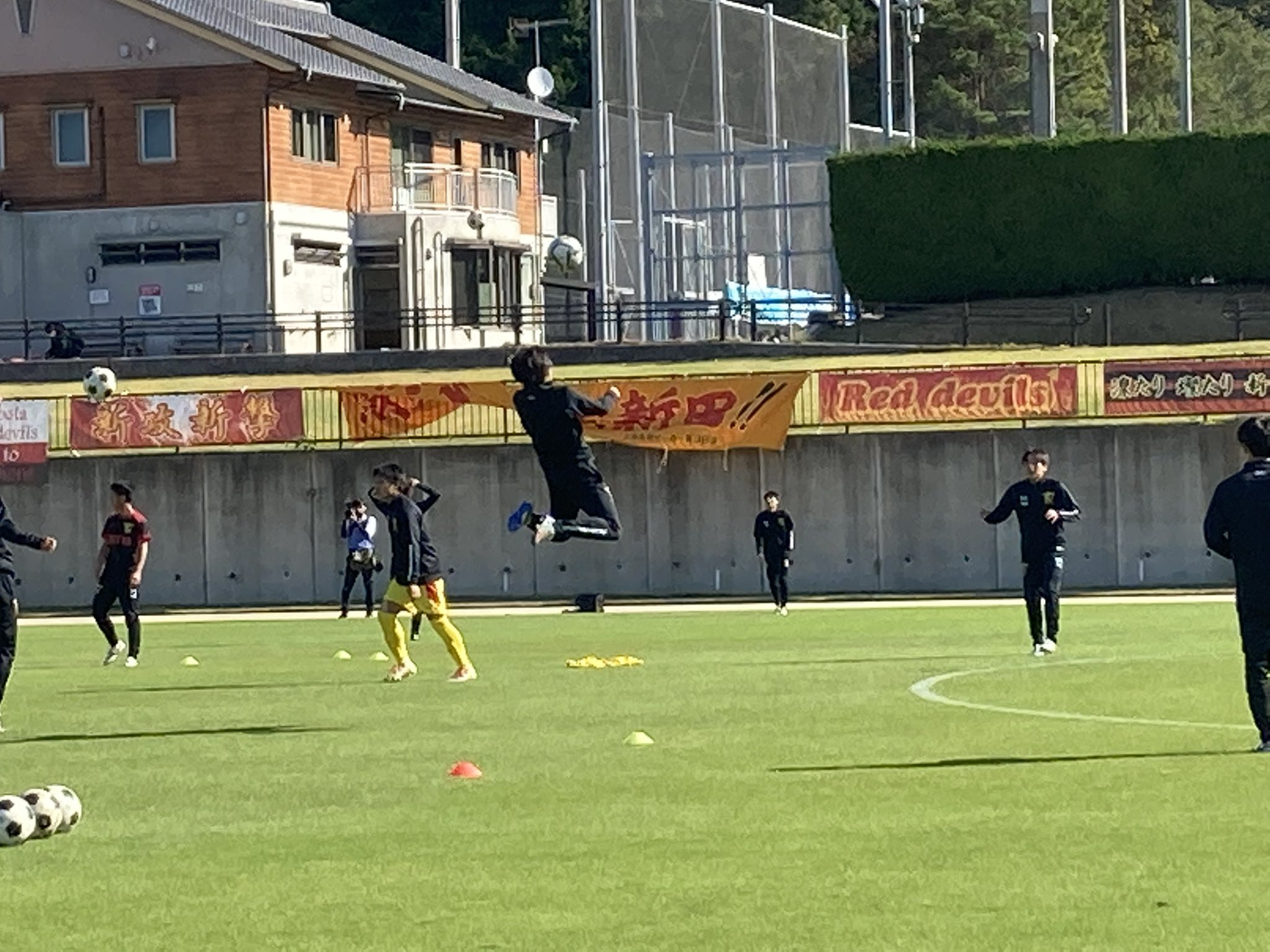 高校サッカー愛媛 第100回全国高校サッカー選手権大会 愛媛県大会3回戦 北条陸上競技場 第1試合 新田 済美 10時キックオフ 今回は新型コロナ感染拡大防止のため 無観客試合となります 新田 済美 選手権 高校サッカー 高校サッカー愛媛