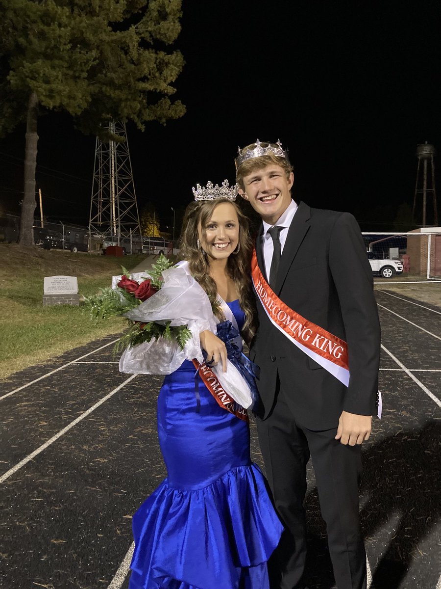 Congratulations to Madie and Jaxon. 2021 Homecoming Queen and King ⁦#horsepowER