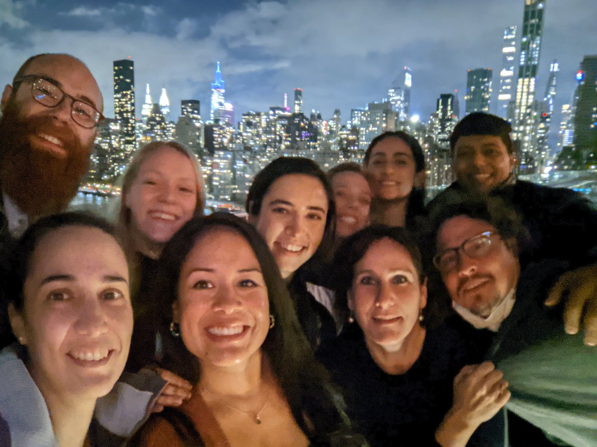 Thanks to #MSKfunfund @UshmaNeill @MSKEducation @sloan_kettering for a great night out. The Schieti-lab appreciates you!
