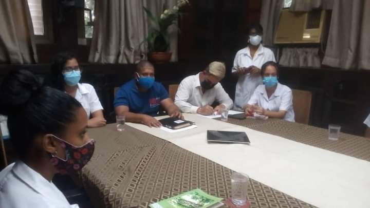 Se realizó en la Facultad de Estomatología de la Universidad de Ciencias Médicas de la Habana un intercambio fructífero con la Unión de Jóvenes Comunista (UJC) Provincial para evaluar la atención a la política de duadros, acompañados por la #FEU y #FEEM.
#UjcHabana
#CubaViva