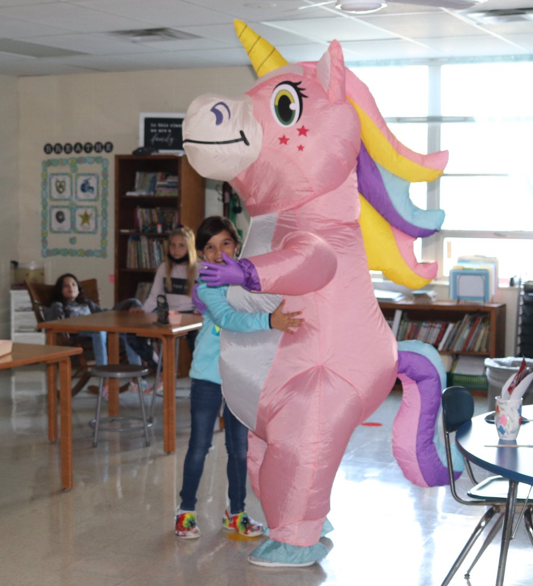 RaymoreTigers's tweet photo. Mrs. Miller had a lot of fun dressing up as a unicorn to celebrate our RE students making our PTA BoosterThon goal! Thank you again to our RE families for supporting our PTA fundraiser! 🎉#raypec #REstudentsrock https://t.co/IEMEUgLnOG