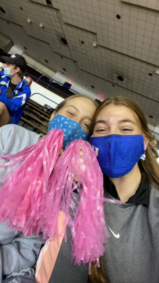 fsfkayla's tweet photo. #UKthinkspink https://t.co/JFIBy5rIOB