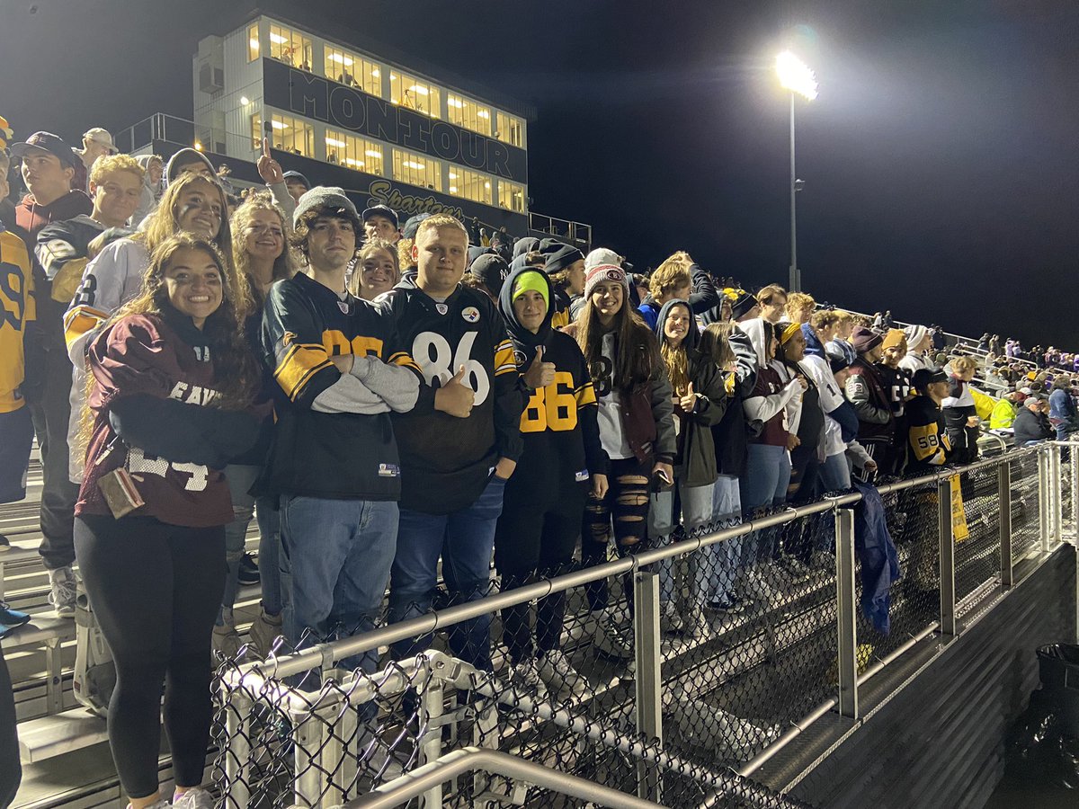 BASD_Athletics's tweet photo. Our cheerleaders and @BeaverDamUpdate are bringing the NOISE!!! Let’s go Bobcats! 🐾🏈 #BobcatCountry @BeaverAreaSD https://t.co/tJn1cmEMvb