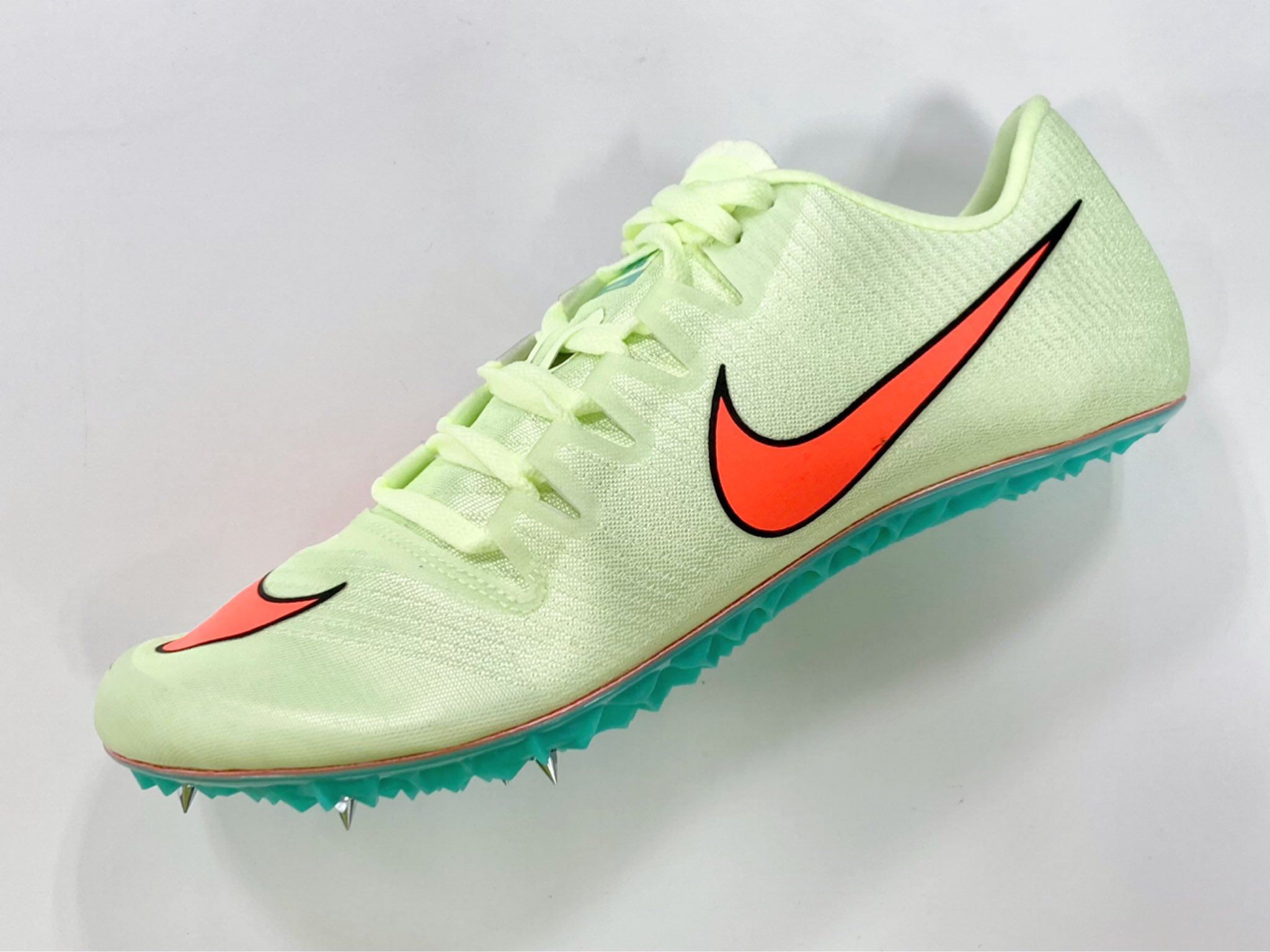 ステップスポーツ東京本店 数量限定発売 Nike Nike Zoom Ja Fly 3 対応種目 短距離 Nike Zoom Mamba 対応種目 中距離 長距離 10月23日 土 11時 販売開始 店頭販売のみ 電話注文不可 お一人様につき1足限り アプリ会員様
