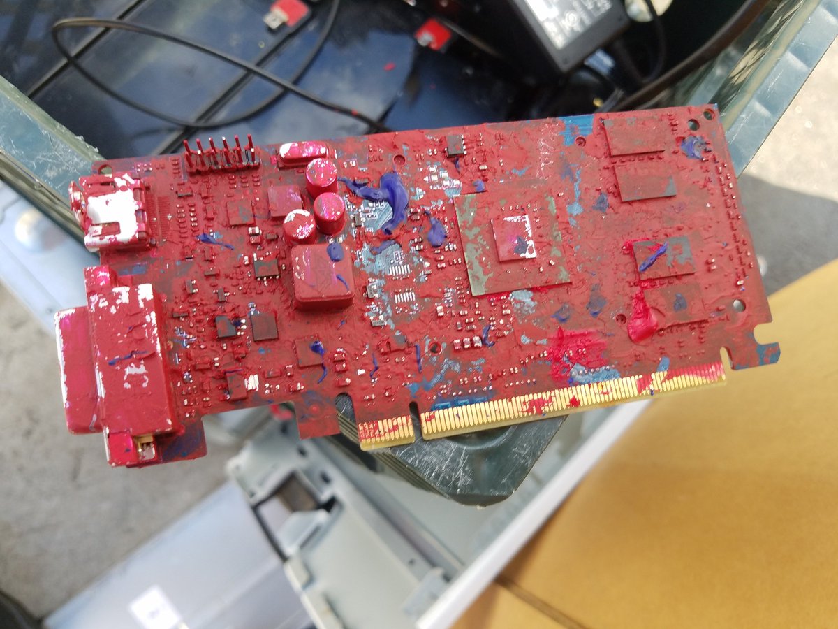 EndlessEwaste's tweet photo. #techgore #graphicscard #paint
Check out these customized graphics cards! https://t.co/igB4sEi40s