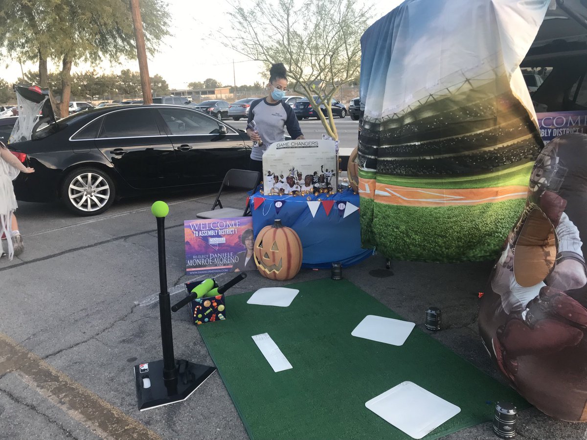 Daniele4mayor's tweet photo. Team @Daniele4NV is hitting it “Out the Park” here @GuyElementary Trunk or Treat Event!! #FuninAD1🎃👻🎃👻 https://t.co/hm6Qg4QPoX
