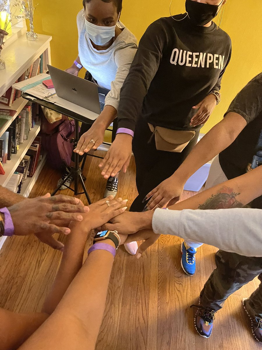 DWOriginals's tweet photo. The #DamnTeam is at it again! Our Queen Pen @TaylorReeanna has something cooking! https://t.co/krR9enYdHD