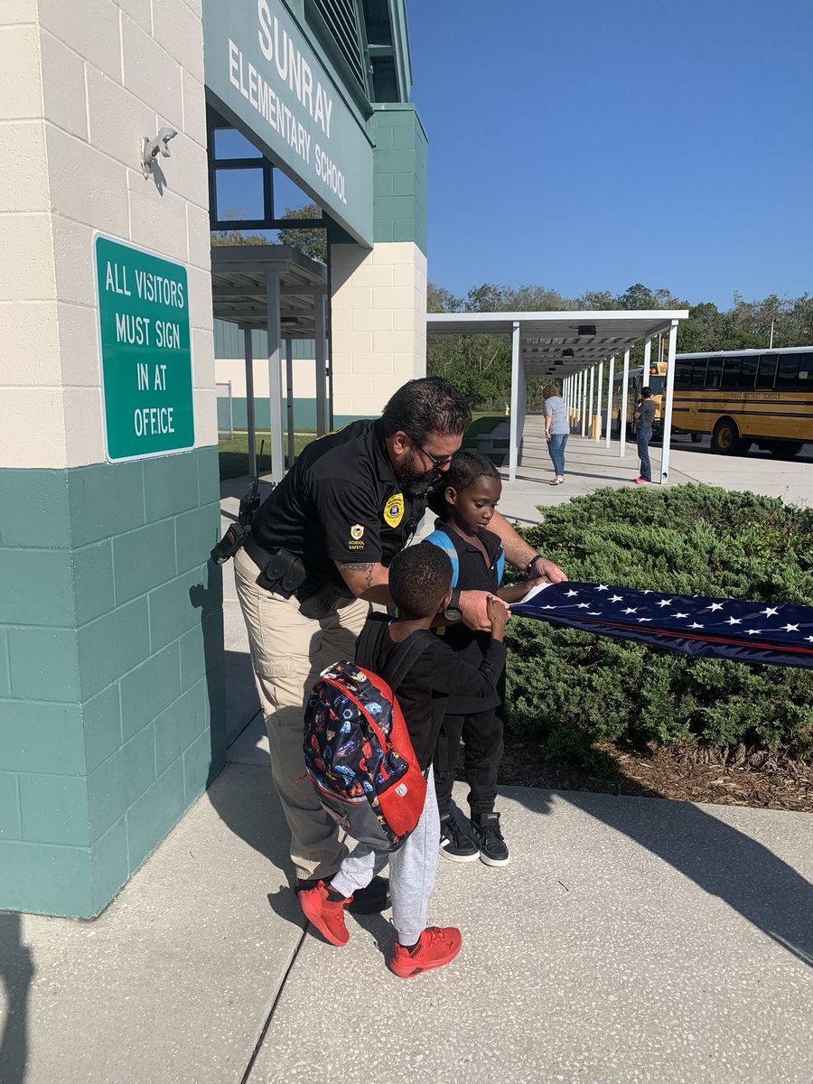 LisaBLiteracy's tweet photo. Loved watching this special moment this afternoon! School is so much more than reading, writing, and arithmetic! @sunrayexplorers #StrongerTogether https://t.co/3pouOJ0VNs