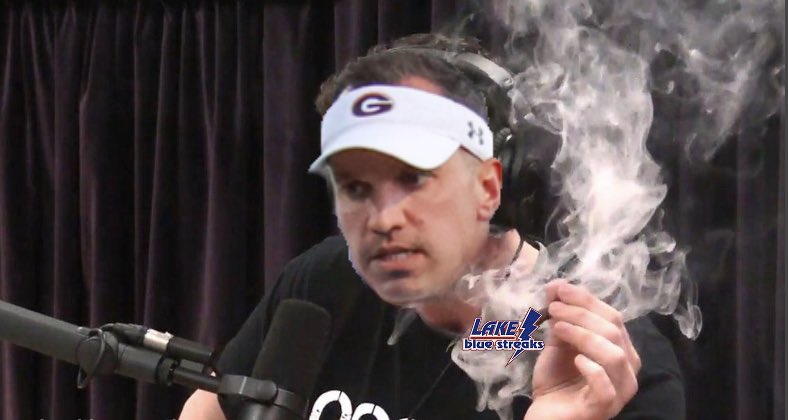 barstool_green's tweet photo. Geis puffin on that blue streak pack💨‼️ #RockedEm #AllAboutTheG https://t.co/O4dajAJlhP