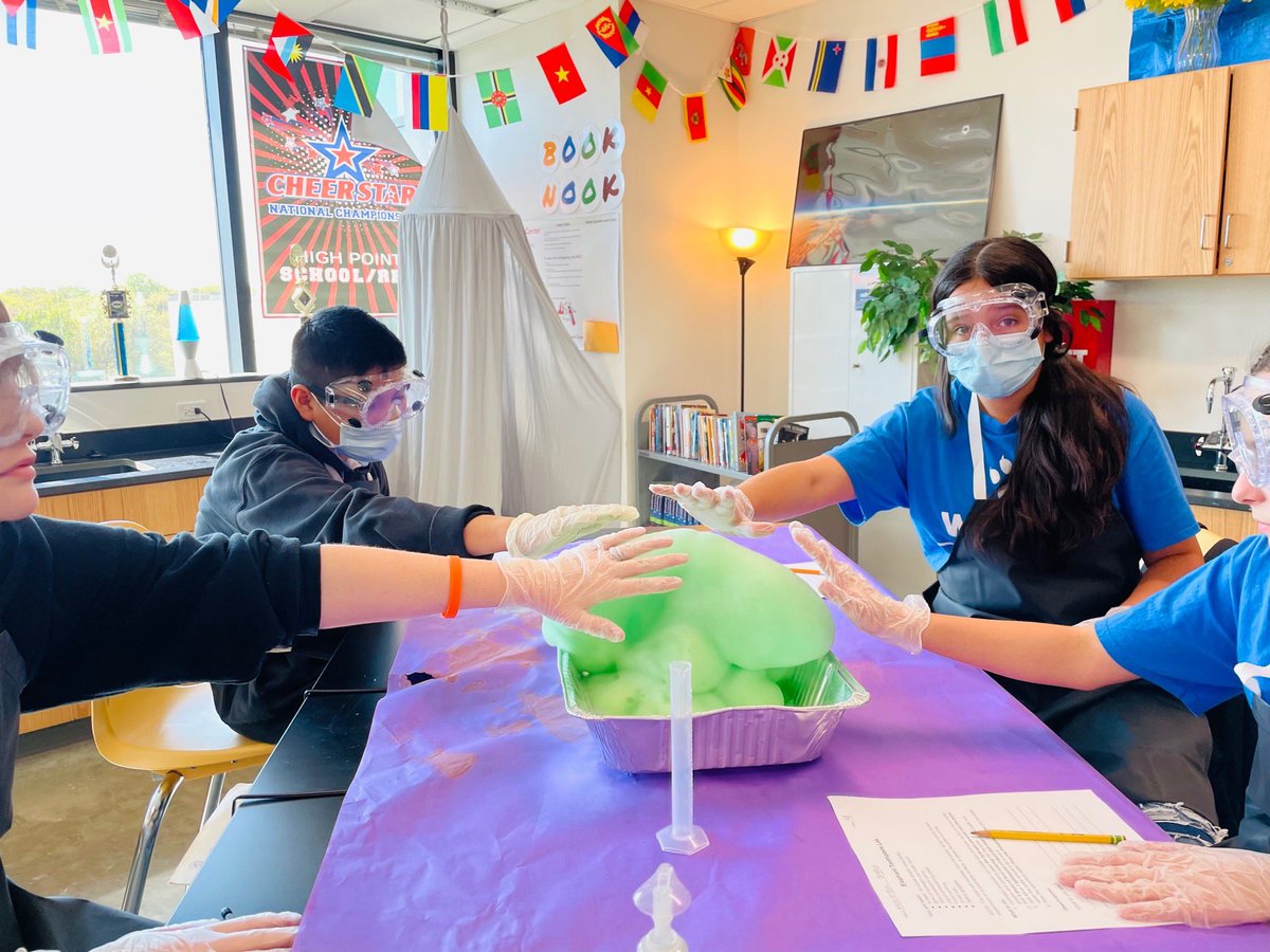 walker_leisd's tweet photo. Coach Kirby’s class conducted the elephant toothpaste lab today! @LEISDScience1
#GoScienceGo https://t.co/v8vWtM3nTJ