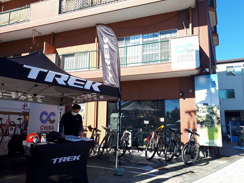 chibacycle_ono's tweet photo. 快晴！試乗会日和だーー！！
#ちばサイクル #chibacycle #trek #ebike #allant #verve #試乗会 #湘南 #藤沢 #神奈川 #gobybike #roadbike #みんな来てね 

https://t.co/uGPoqrFzdL https://t.co/VNANAO3jiF
