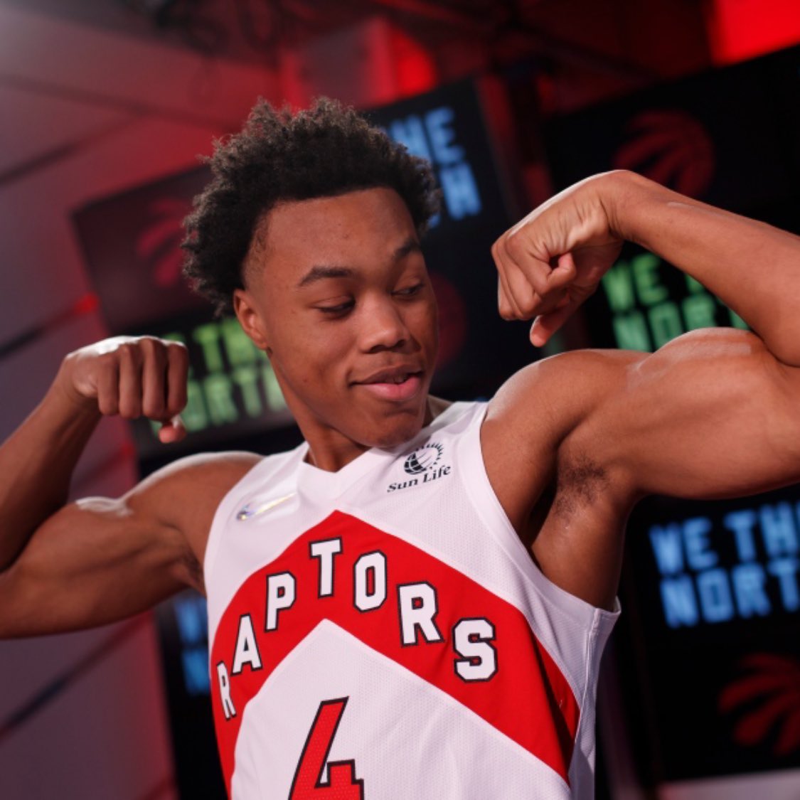 Scottie Barnes tonight:

25 Points
13 Rebounds 
65% FG
1/2 3PM

The future 🔥🔥