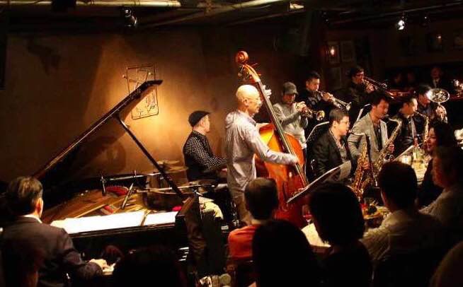 三木俊雄 ようやくフロントページ オーケストラのライブを行うことができるように 本当にお待たせいたしました 新しく渋谷 公園通りに移転した新生 ボディー Amp ソウル ぜひ皆さま お越しくださいませ 10 28 木 19 30 渋谷公園通り ボディー