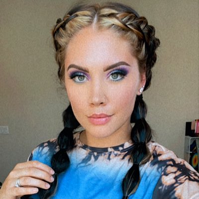 weechelseaa's tweet photo. #NewProfilePic https://t.co/UCWtIuN8SS
