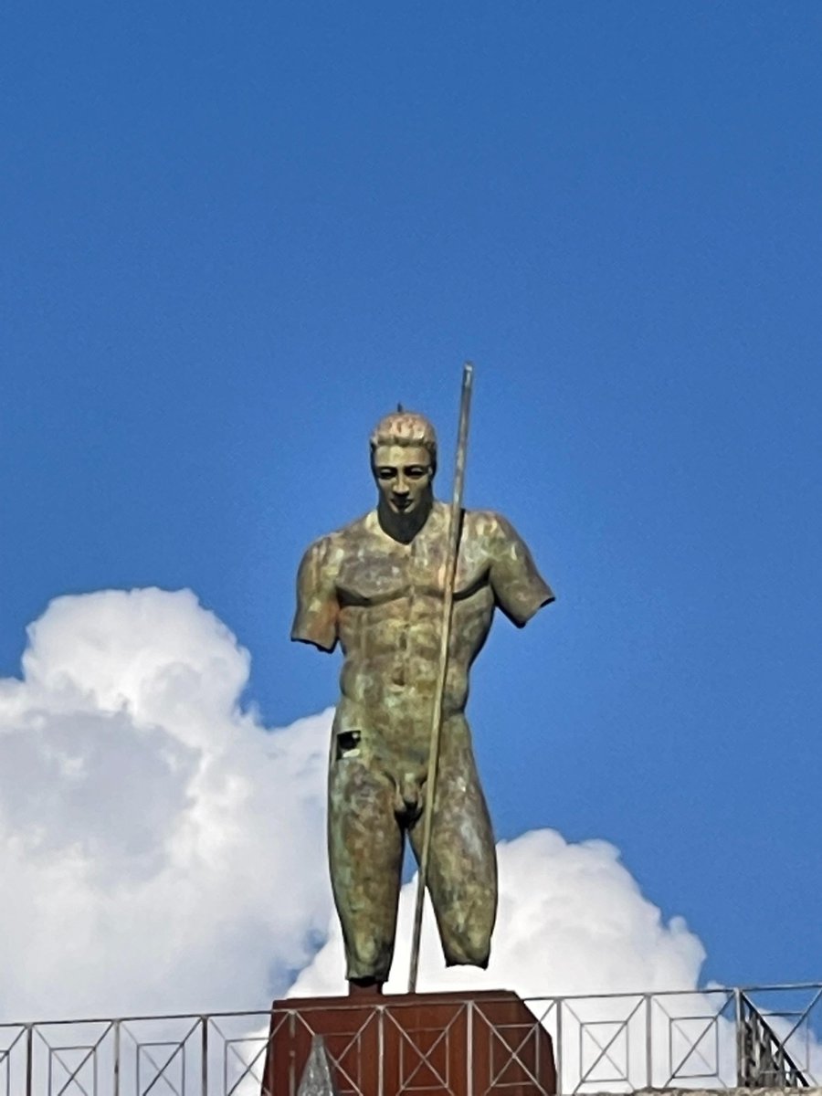 GoGreeceGoItaly's tweet photo. Memories from Pompeii! Have you been to Pompeii? It’s just a short drive from Naples and A ‘must see’ on your way to Sorrento. #pompeii #sorrento #amalfi #booktheboot https://t.co/AQRADkhBiL