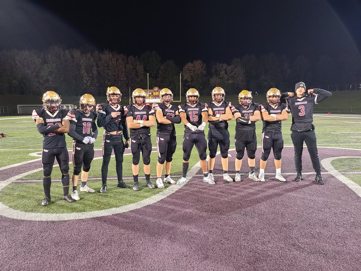 Congrats to <a href="/stowfootball/">Stow Football</a> (<a href="/SMFSports/">SMFSports</a>) and <a href="/CoachTPhillips/">Tom Phillips</a>  for winning the 2021 Suburban League National Division!!

🏈🏈🏈🏈