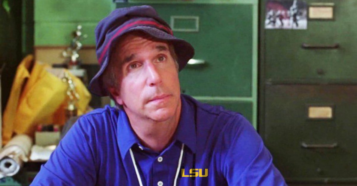 JCorderKPLC's tweet photo. I think there’s a certain Bourbon Bowl-winning coach you’re not considering @RenardSports.
#LSU
#CoachKlein https://t.co/GfMOJRsl0w