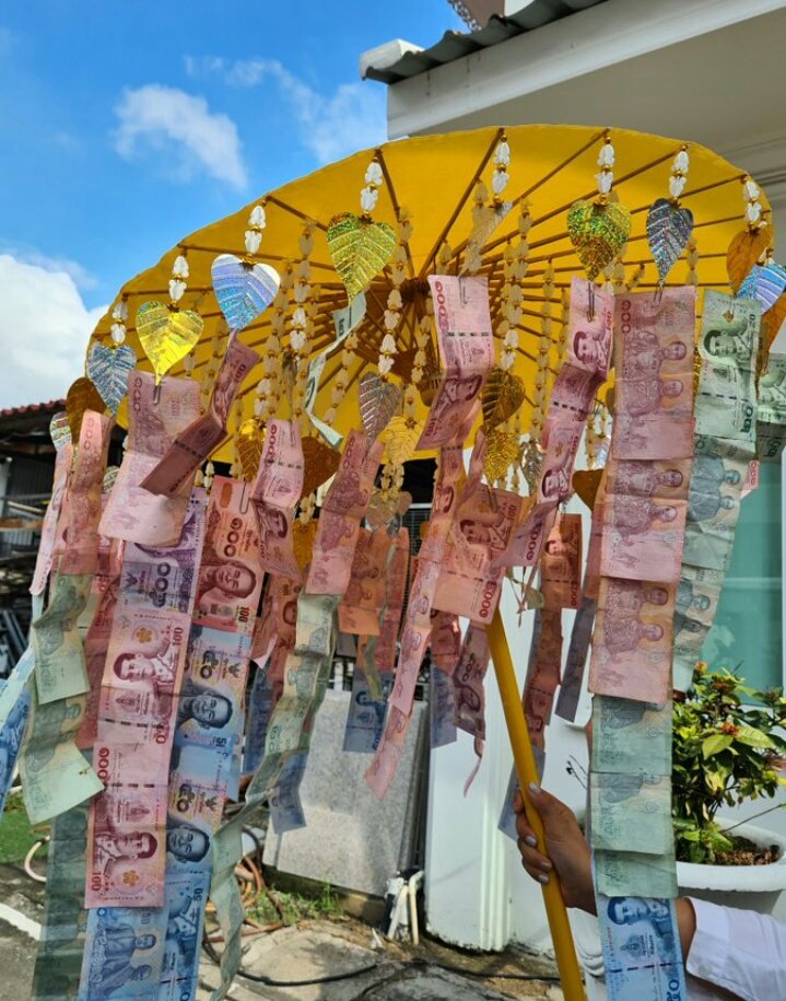 haruyaaaaa's tweet photo. thank you for phi phi fans who prepared all of these for pmew, hope everything goes well today🙏💗
#กฐินวัดกู้กับมะม๊าพี่มิว https://t.co/L2e9XlgTL0