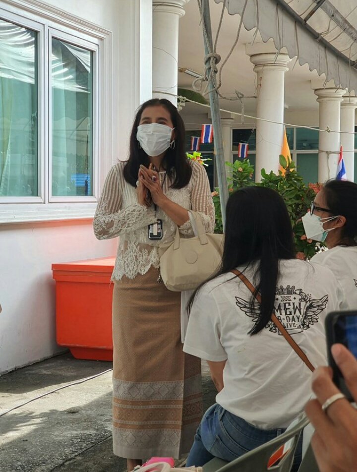 haruyaaaaa's tweet photo. thank you for phi phi fans who prepared all of these for pmew, hope everything goes well today🙏💗
#กฐินวัดกู้กับมะม๊าพี่มิว https://t.co/L2e9XlgTL0