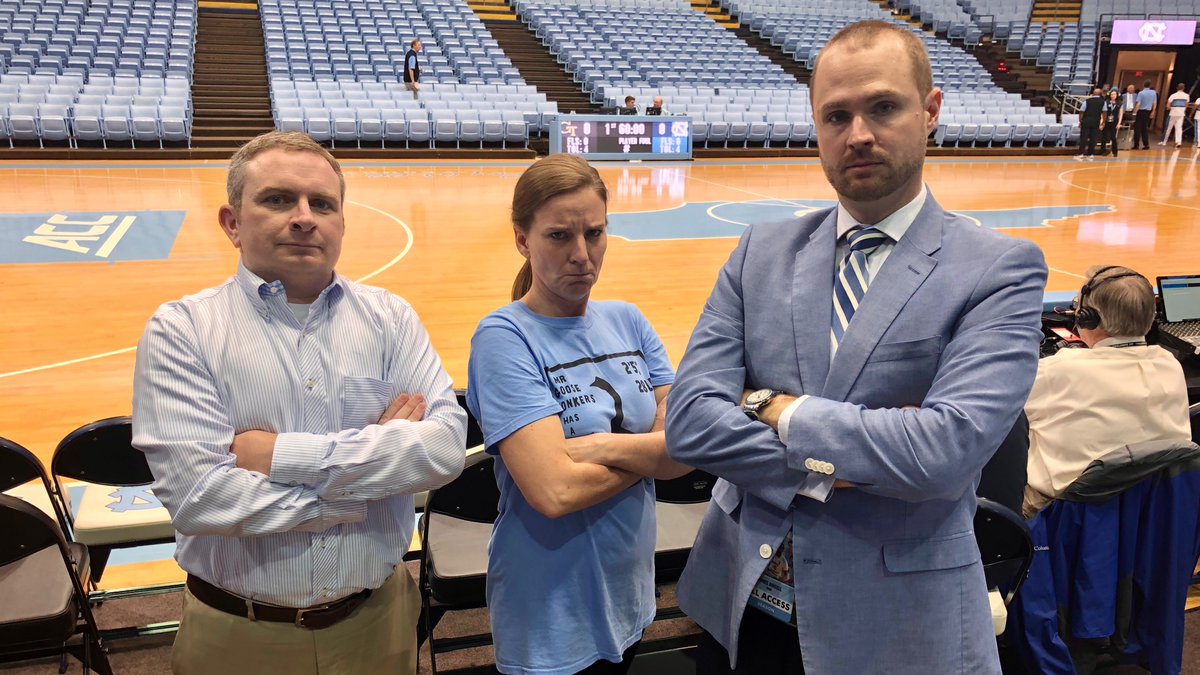k8lettuce's tweet photo. Basketball is coming. https://t.co/QqUet8DYRz