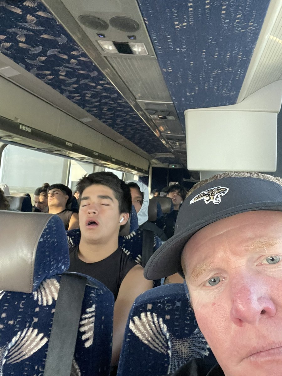 CoachWCompton's tweet photo. @JesseMedinaIII was locked in on the way to Seguin! Birthday boy was dreaming of a win! https://t.co/Tub5SDf1Fy
