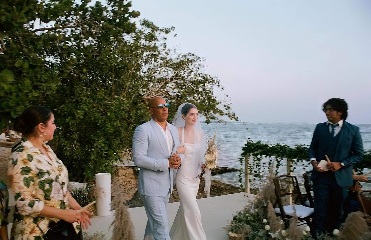 Vin Diesel walks Paul Walker's daughter, Meadow Walker at her wedding ❣