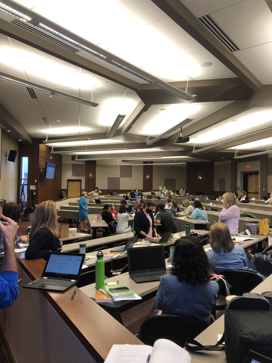 MathSpecArch's tweet image. Lots of #brainpower and #productivestruggle building our #instructionalplaybook @SLTteachcoach @jimknight99 @CSDNBCT #instructionalcoaching