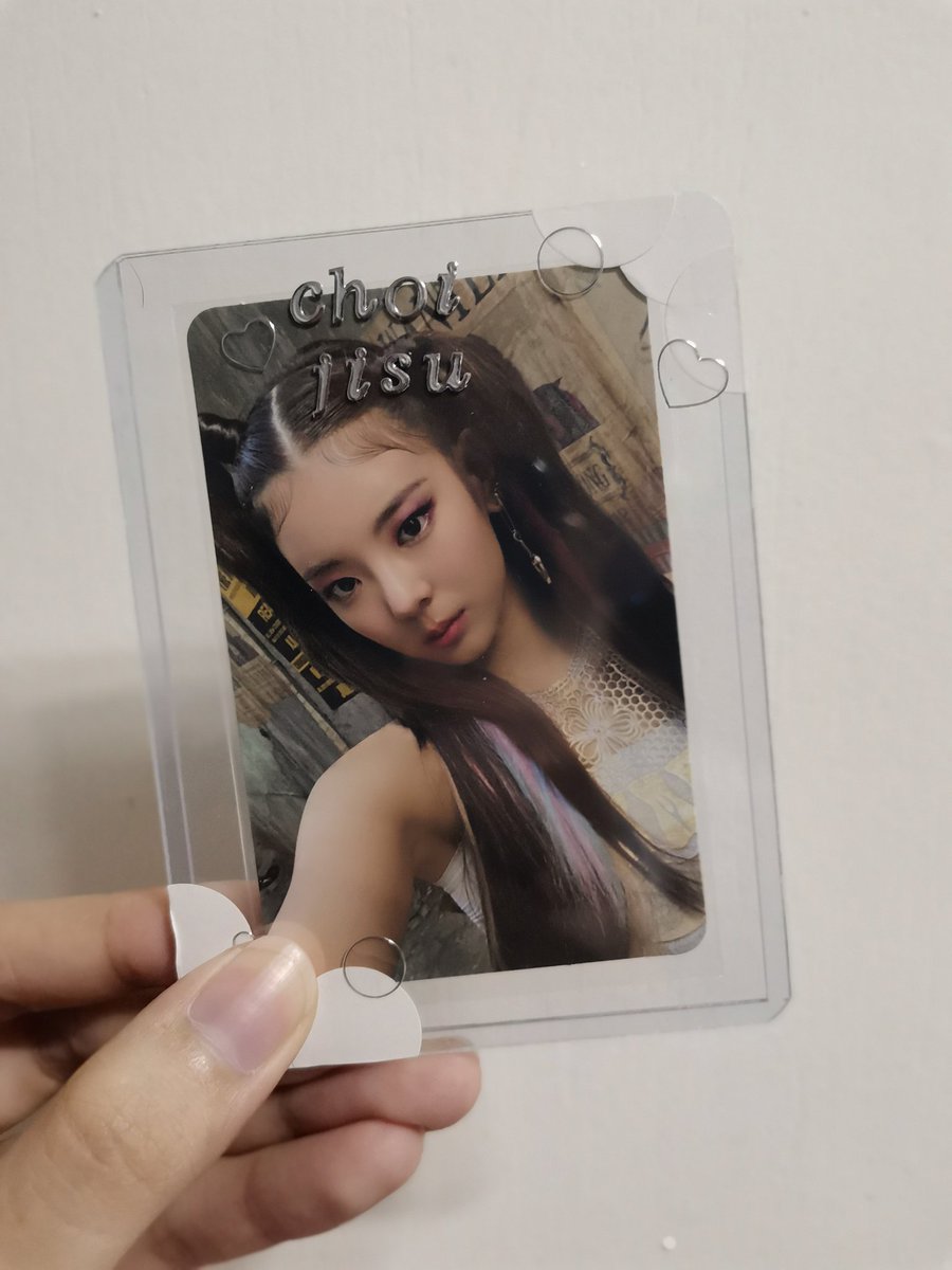 BlinkeuuuuOt4's tweet photo. Yaaay! Thank you so much @hyuninhauls ang gandaaaaaa 😍💕 #FromInca https://t.co/wP5ky1gKjF