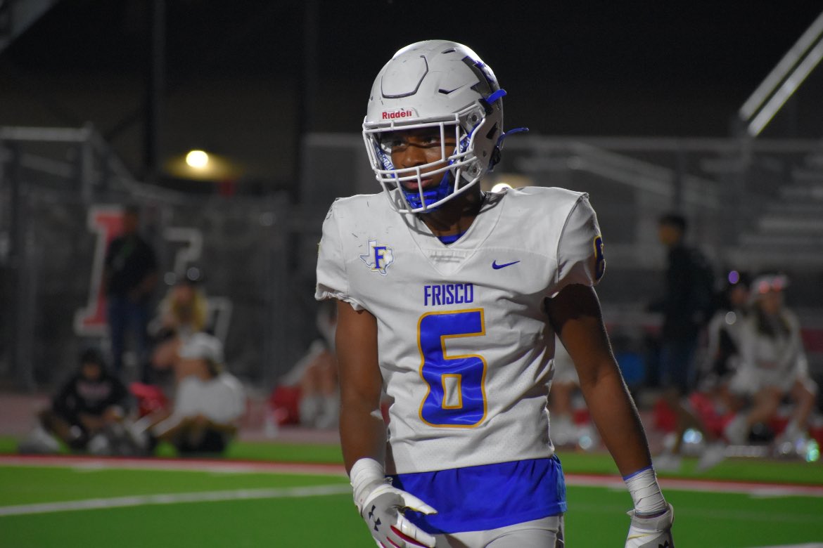 2022 Frisco DB Aaron Jamison-Johnson (<a href="/AaronJamisonJo3/">Aaron Jamison-Johnson</a>) is going to make one coach look brilliant. Was a tackling machine tonight &amp; took a KOR to the crib.