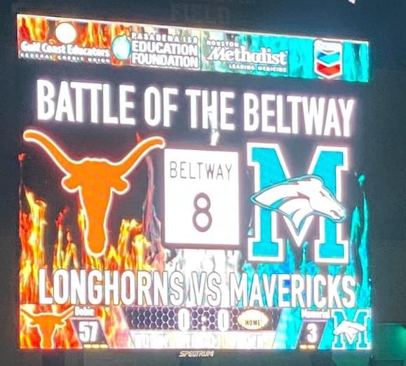 Coach_Hartwick's tweet photo. Trophy secured!! Battle of the Beltway!! #DobieTX #OneTeamOneHeartbeat https://t.co/uwvDtbSubK
