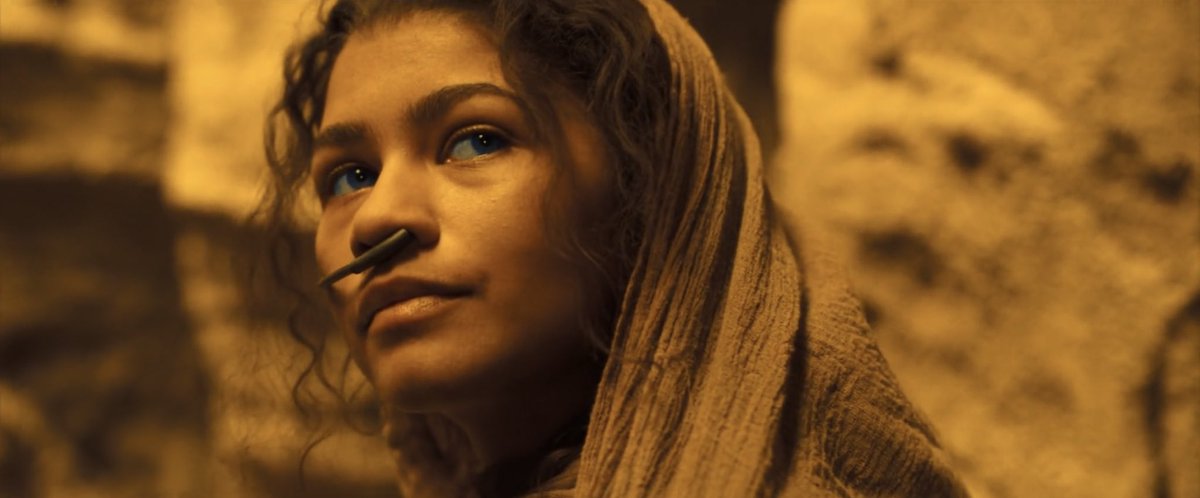 ruezendayaa's tweet photo. zendaya as chani in ⊃∪∩⪽, a thread; https://t.co/FqBoF9YLqI
