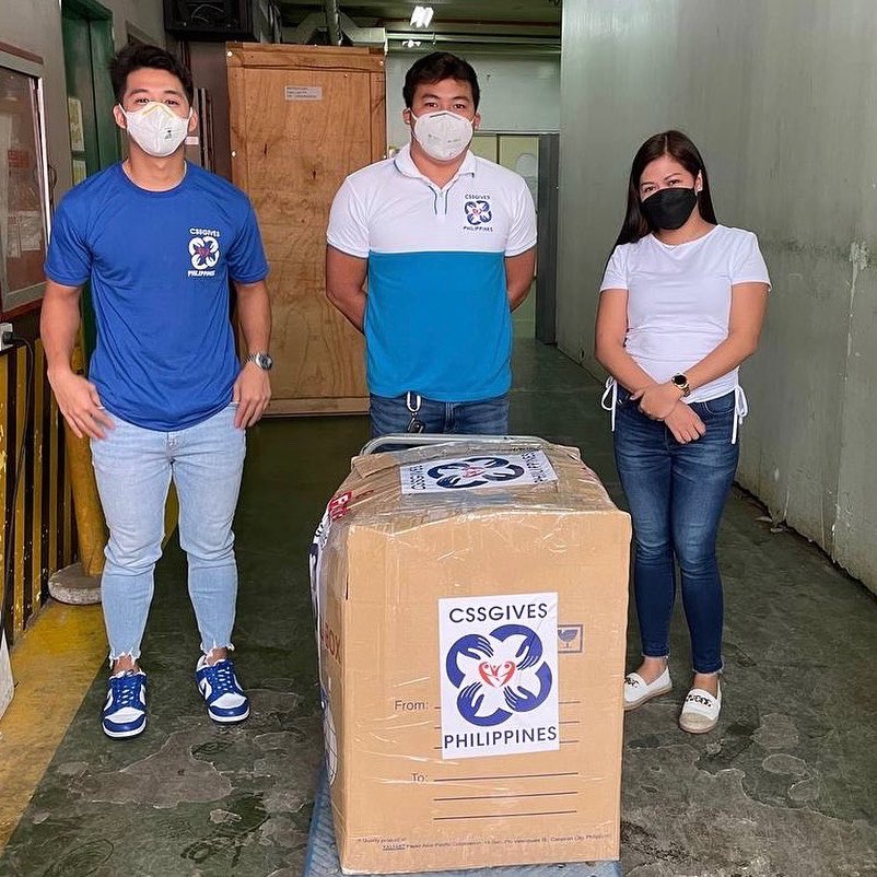 css_ph's tweet photo. Project HCW Relief Day 34 - hot meals delivered to our Covid front line heroes at the National Children’s Hospital
#Care #Share #Serve #Give #Bayanihan #HCWRelief https://t.co/Jed2GipuQ0