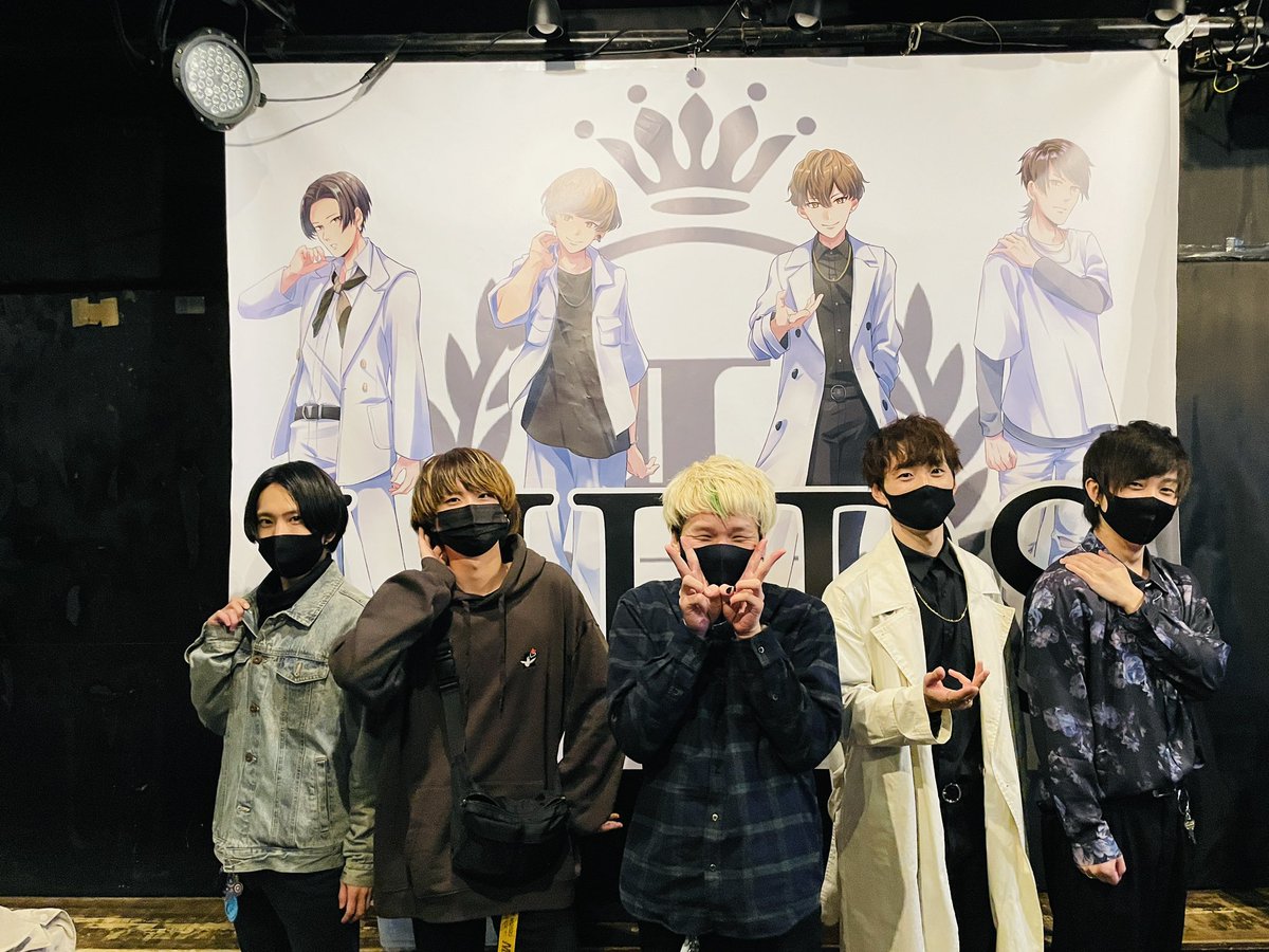 nexushiro_w's tweet photo. 先日はアメ村CLAPPER
LIPPS NEW AREA
リリイベありがとうございました😊

本当にいい日でした😍ありがとね‼️
見に来てくれた方もありがと💕

LIPPSファンの皆さん。
独り占めしちゃいました。
どうぞお納めください
正味、めっちゃ嬉しいw
2次元と3次元のコラボです😍
それが2.7次元と勝手に思ってる🤗 https://t.co/72rpuEYt82