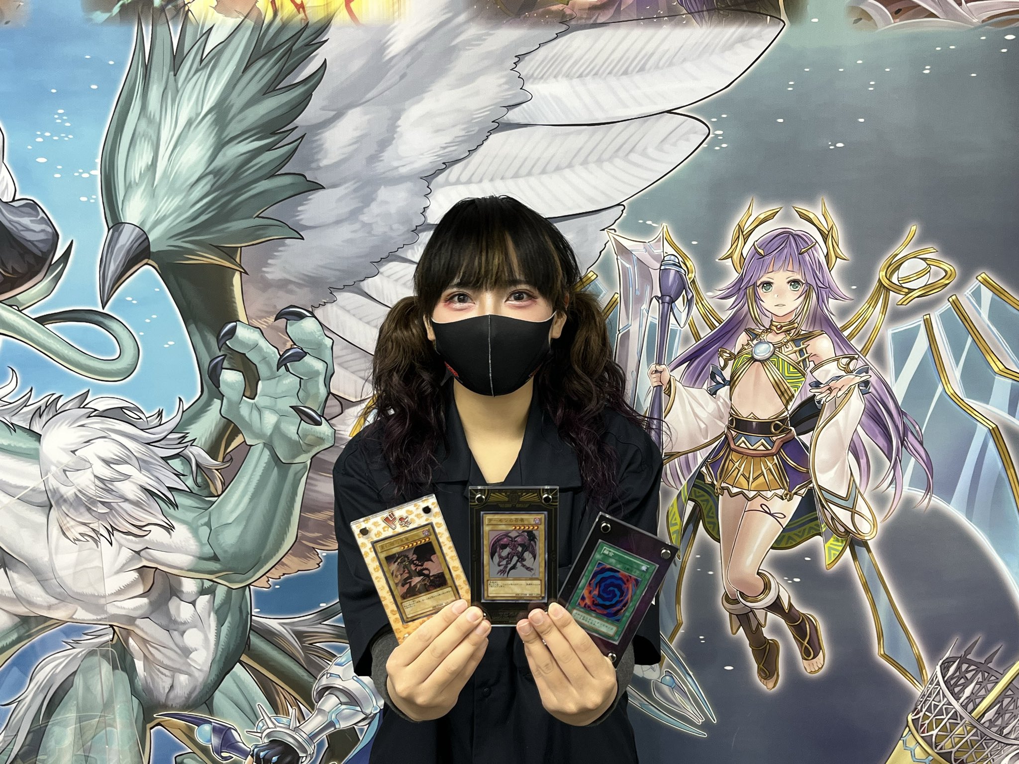 公式 遊戯王ocg Rt Cb St Yokohama 商品情報 サテライトショップ限定商品 カードディスプレイケースセット 発売中です 公式ホームページからフレームをダウンロードしてカスタマイズすることで様々な飾り方が可能です 可愛い