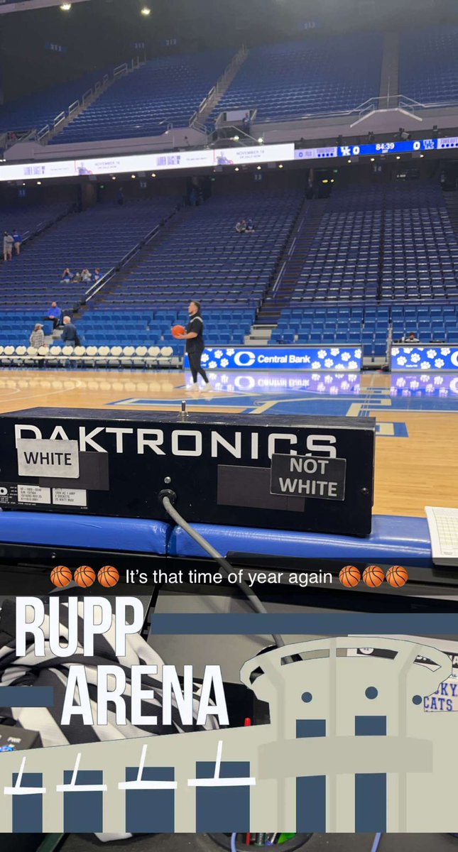 ArthurJDavis's tweet image. Back at it.