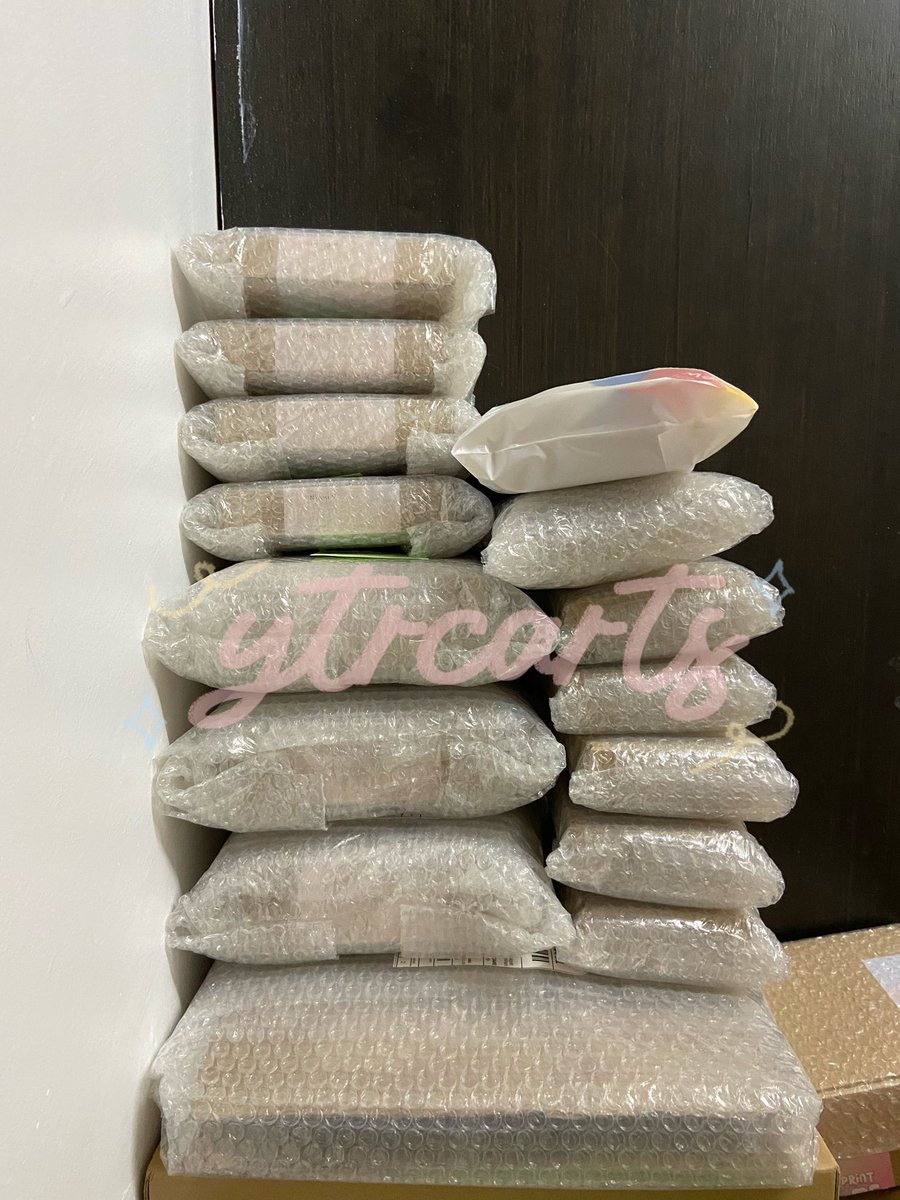 ytrcarts's tweet photo. ꒰ #WithLoveBeaUpdates: 10/23 ꒱
ꔛ On Shipping (EN- Fanmade PCs Restock)
— I’m already done packing all orders! I’ve already scheduled pick-ups for sco, and i’ll be booking orders on ggx tonight. These will all be picked up by tomorrow, thank you so much! ♡ https://t.co/D0dA42NLPp