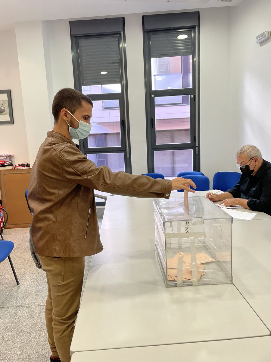 Hedexx's tweet photo. Por un partido nítidamente de izquierdas, yo apuesto por @JavierAyalaO @RearmarPSOEM @TeamAyala2021 #SumarParaGobernar https://t.co/HxEitt6Qxf
