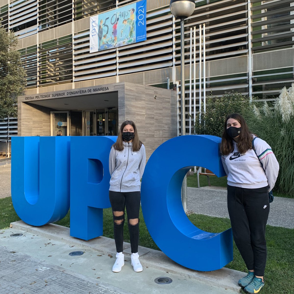 FEDACXarxa's tweet photo. Potenciant les intel·ligències múltiples, la Jana i la Núria s’estrenen al @7demates a la @upcmanresa. L’Ariadna, després de participar-hi els últims dos anys, passa al grup #anemxmésmates. Molta sort a totes! #math #7demates @Feemcat https://t.co/w34URxXvxI
