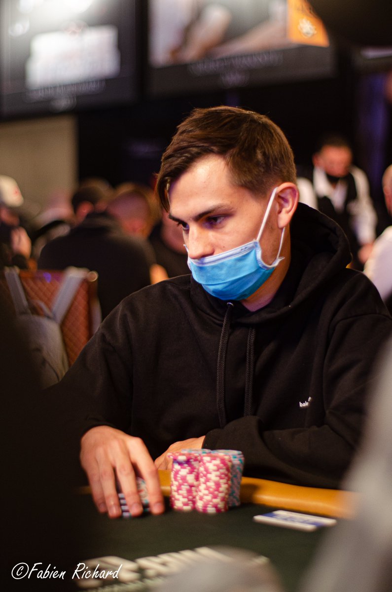 pokervoyageur's tweet photo. ⚠Enorme performance⚠ !!!
Arthur Conan et Adrien Delmas seront in demain à 9 left dans l'Event #41: $2,500 Freezeout No-Limit Hold'em des WSOP 2021, juste gigantesque ! Rendez-vous demain à partir de 12h00 (21h00 heure de Paris)

#aucoeurdevegas #wsop2021 #wsop #LasVegas https://t.co/m0dQnojEWL
