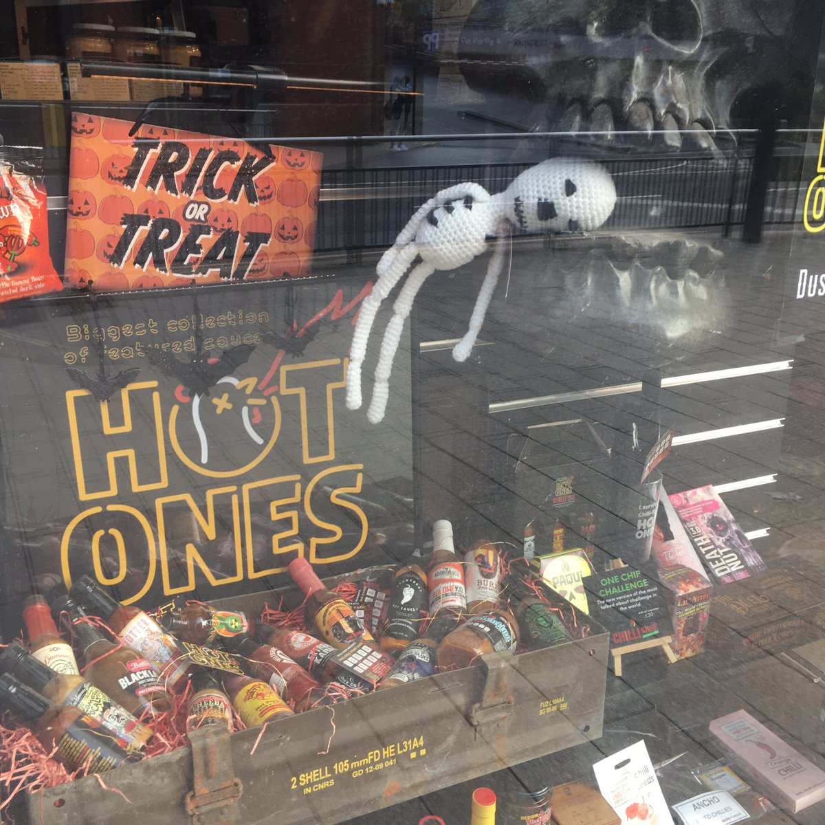 thechillishop's tweet photo. π¦ if you are in town head for the Kirkgate indoor market, there is a Goth fayre on today, selling really unique stylish Christmas gifts, and I purchased this very cool looking black skeleton from @Jandycrafts
Please pop along
#leedsgoth #goth #leedsuniversity #leedsbeckett https://t.co/LAnv7ckXyV