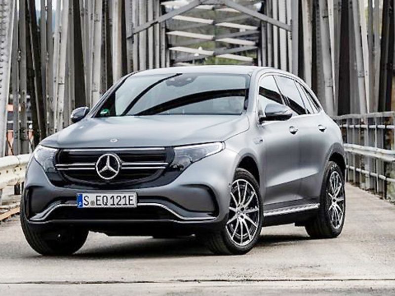 MotoringChat's tweet image. Mercedes will bring EQC crossover to the U.S. after all autonews.com/sales/mercedes…