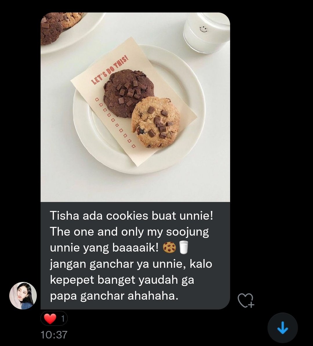 soojungue's tweet photo. So, I found out this cutie girl on base. I replied her menfess and she really out of my expectation. She nailed the vibes, naturally cute and full of spirit. Tisha anaknya positif banget. 😻 https://t.co/b2Ea3s79oI