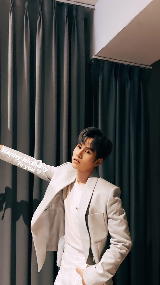 Fiatfanofficial's tweet photo. 📷IGS : boydtuan_
เป็นตะหนูพี่บอยต้วนตลอดไปปป @FiatAngelo
#Fiat25Counted #FiatPattadon #Patnion https://t.co/mFr63ssfr1