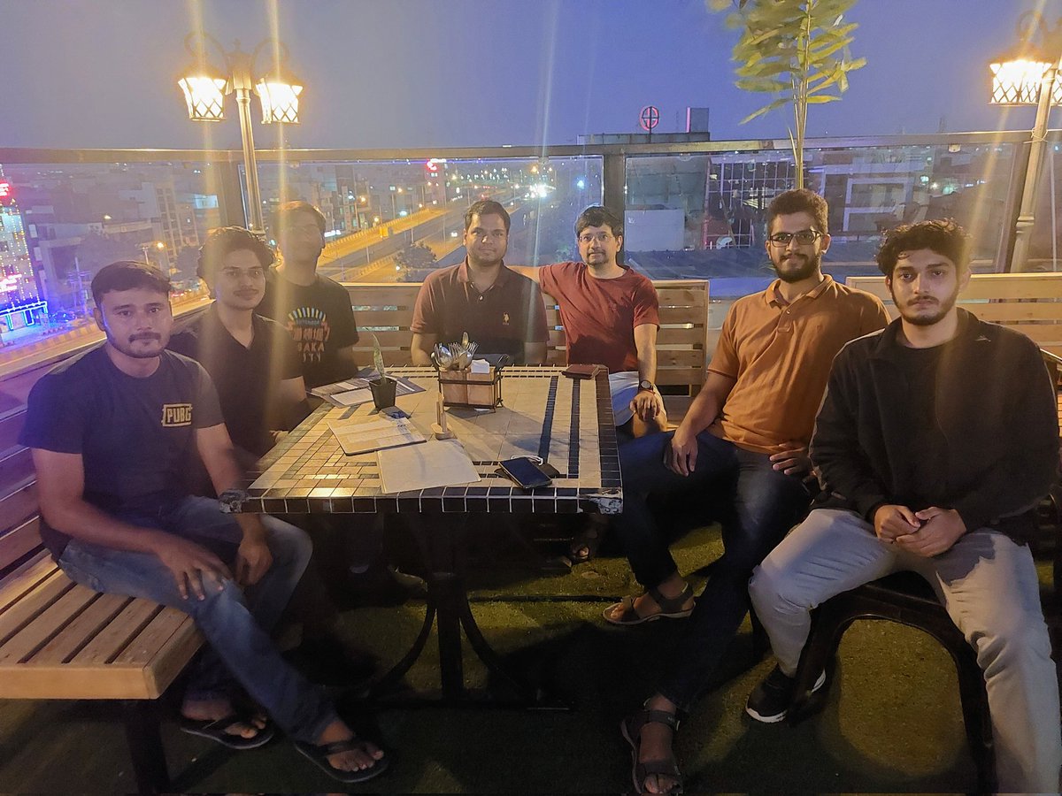 jsensarma's tweet photo. Wonderful to pair with old colleague @lalitindoria on the @clearfeedai journey. And to mother nature for a blacktop so i still fit in with this Gen-Z crowd. https://t.co/cMIoTO4hqY