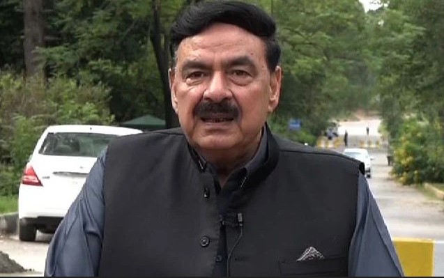 Waqtnewstv's tweet photo. وزیر داخلہ شیخ رشید کو متحدہ عرب امارات سے وطن واپس بلا لیا۔
https://t.co/okqQiN79j0
#SheikhRasheed #BackToPakistan #UAE #PakvInd #PMImranKhan @GovtofPakistan @ShkhRasheed @ImranKhanPTI @MoIB_Official @MOIPakistan https://t.co/tvm6xOVsGO