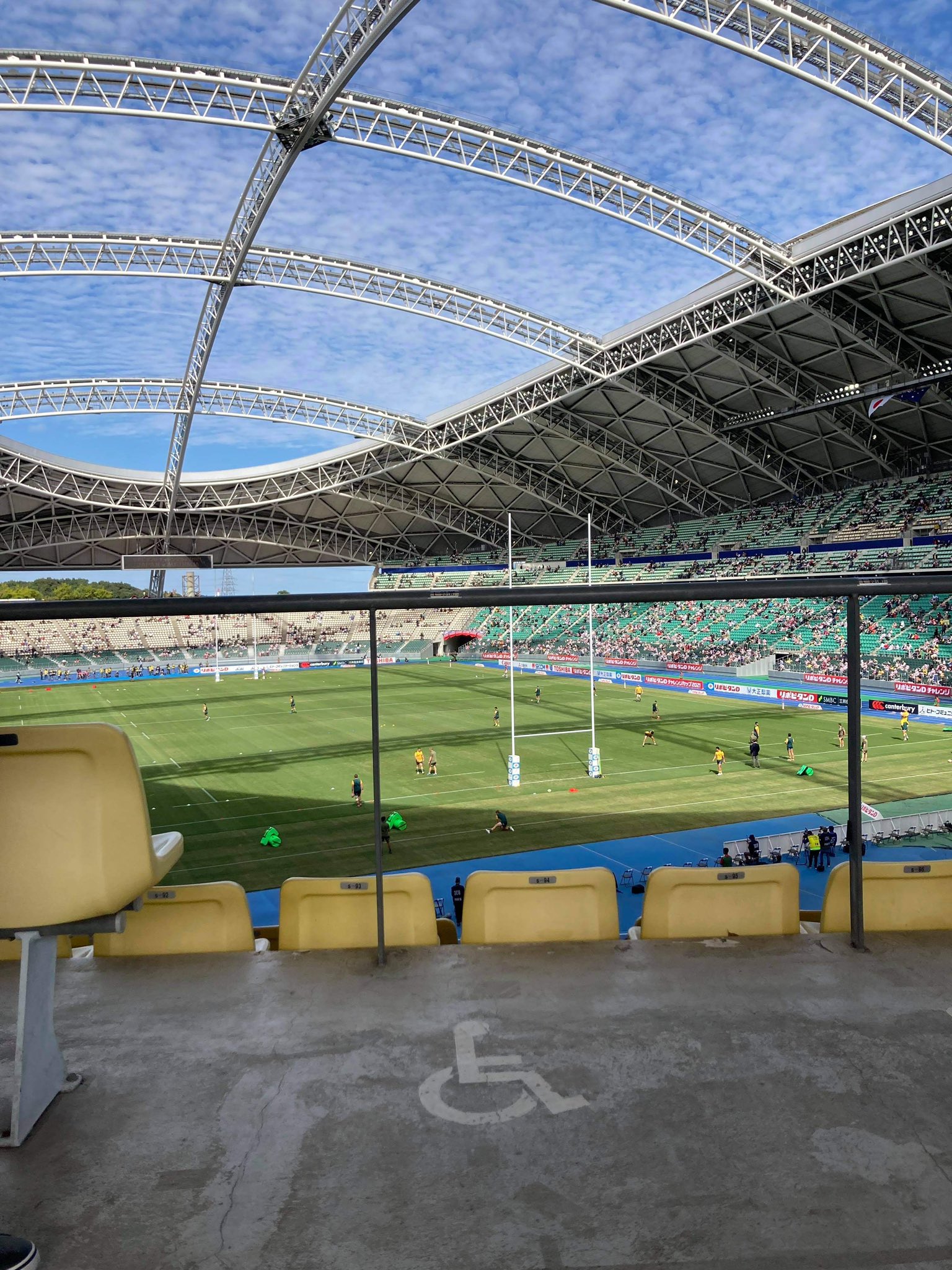 世界の車いす席 Twitter Search Twitter