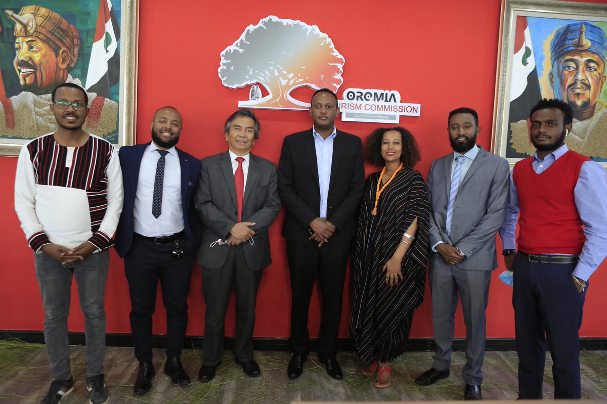Sami_fekade's tweet photo. #SeptemberUpdates Glad to assist the planning and implementation of Visit Oromia programs and Hackhton in collaboration with the Indonesia Embassy, the program was a big milestone on the ongoing entrepreneurship development &amp; young people role in Tourism sector #startup #ethiopia https://t.co/BViB4tOmxt