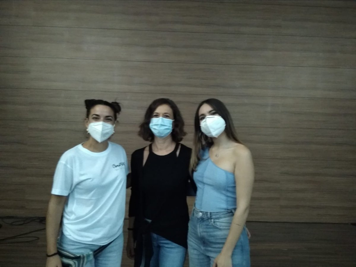 Quina meravella de concert amb <a href="/socesther/">ESTHER</a> 😍 una dolça veu i un gran talent‼️Moltes gràcies per acompanyar-nos anit😊

👉I no oblideu que hui i demà continua el <a href="/ClimaFest/">ClimaFest: Fira For Future</a> amb un munt de tallers, activitats i xarrades en defensa del medi ambient🌍