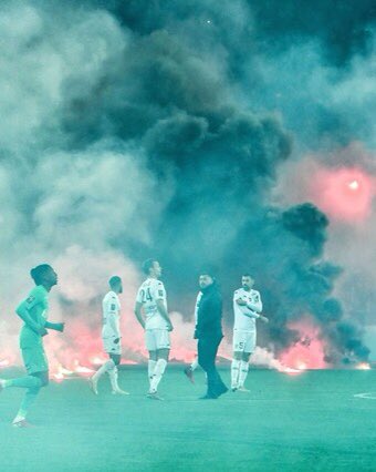Deyklan6's tweet photo. #ASSEASCO Quand meme honteux de voir sa dans un match de foot ⚽️ https://t.co/InHSnwIzj0