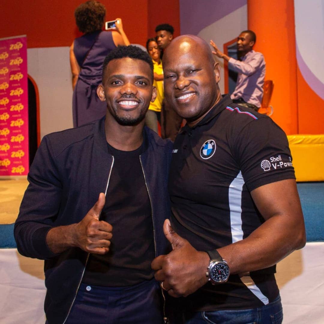 Quando me encontro com este meu "Kamba", não há como não ficar sorrindo à toa😂🔥. Gilmário Vemba é a expressão pura do Stand Up Comedy com sabor tropical!

#GM